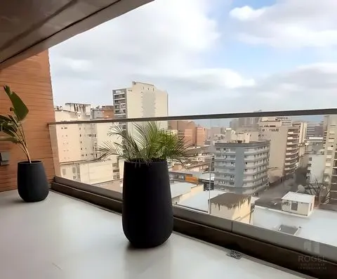 Balcón con vista a la ciudad