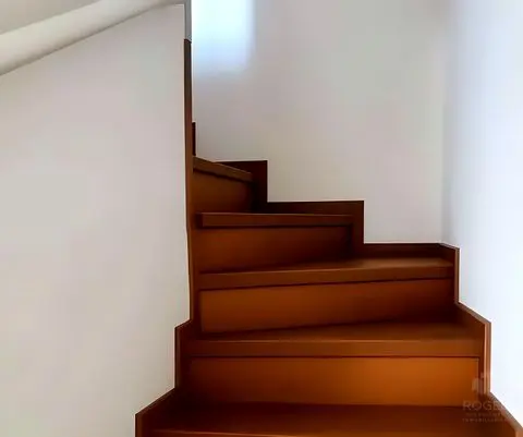 Escalera del dúplex
